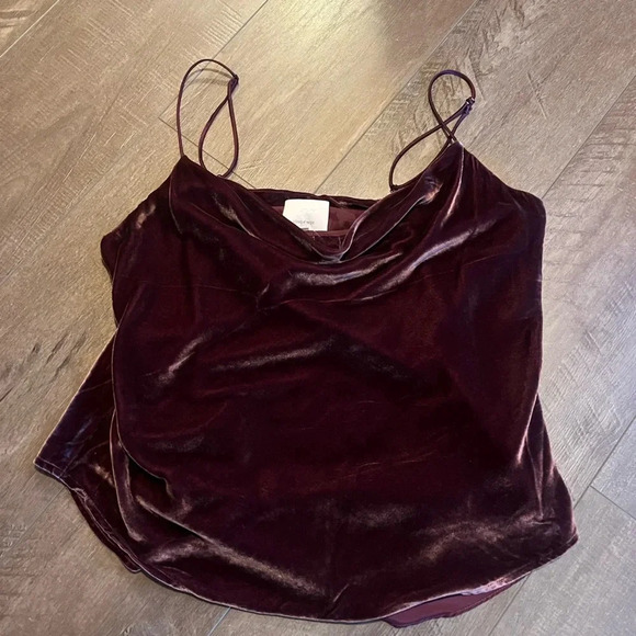Cinq a Sept Callalily Velvet Cami In Red - Picture 4 of 7
